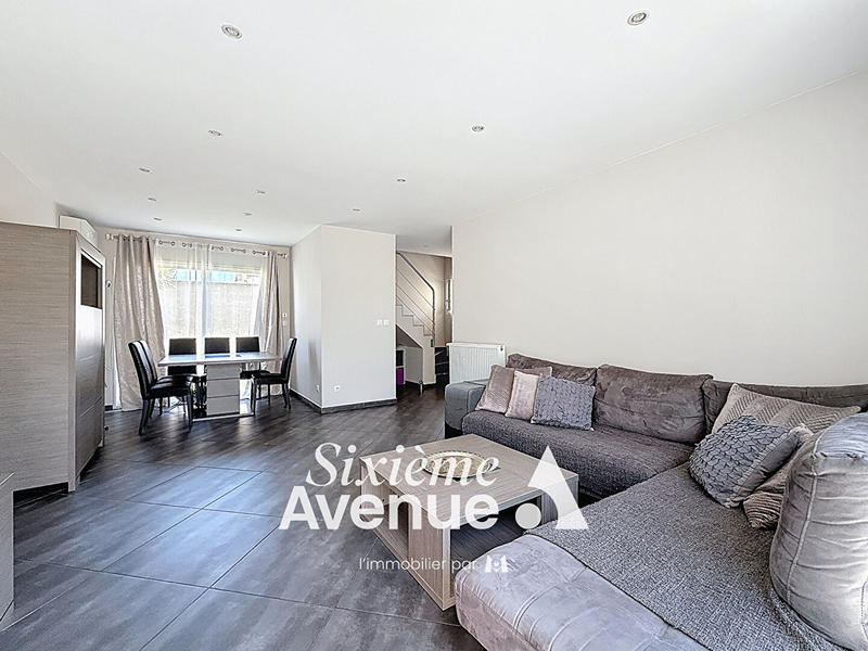 Maison - 110 m² - 5 pièces