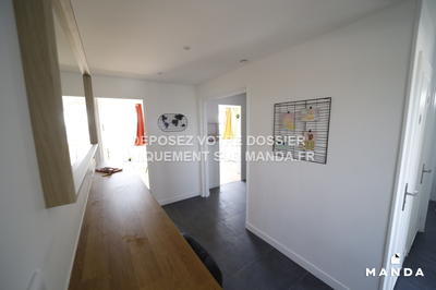 Chambre - 11 m² - 5 pièces