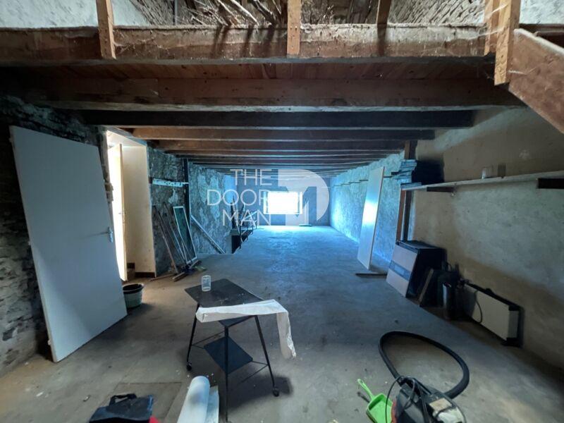 Maison - 98 m² - 5 pièces