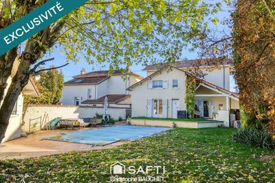 Maison de ville - 140 m² - 5 pièces