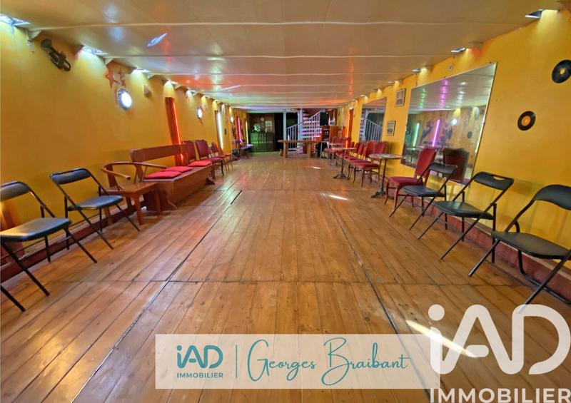 Appartement - 220 m² - 5 pièces