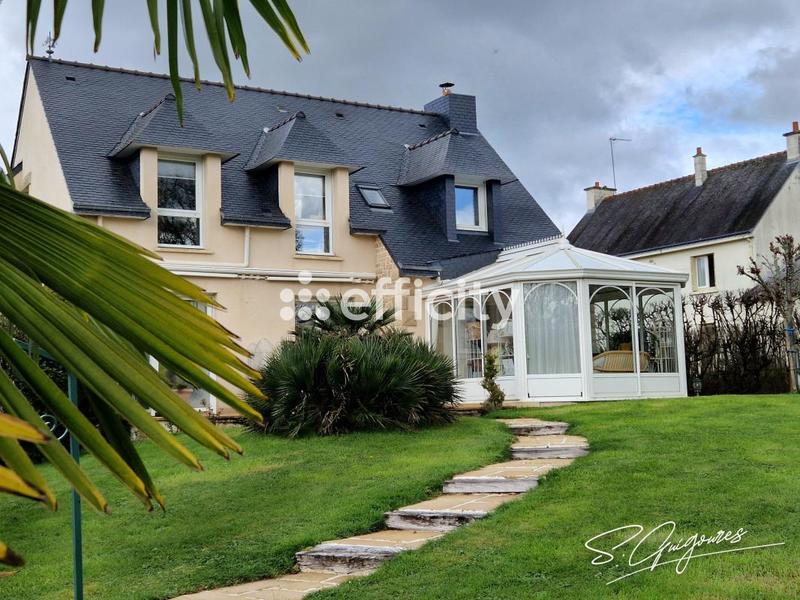 Pavillon - 165 m² - 6 pièces