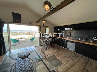 Maison - 155 m² - 7 pièces