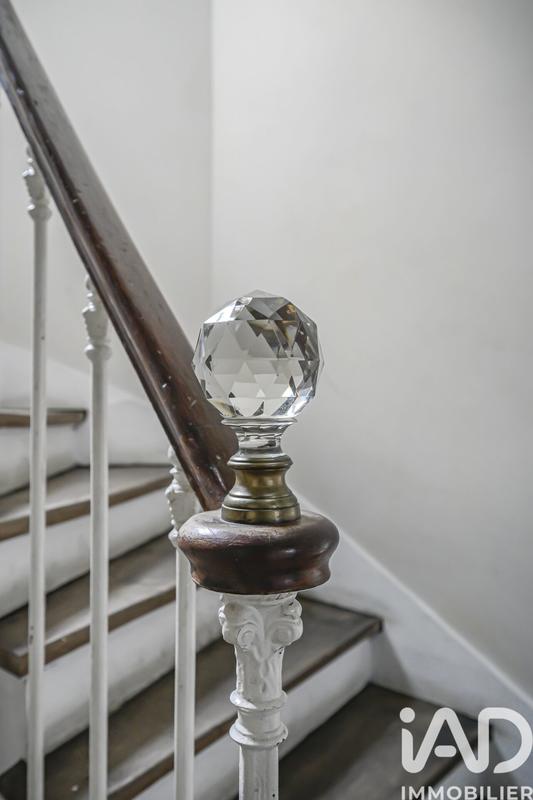 Maison - 226 m² - 10 pièces