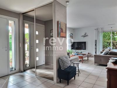 Maison - 143 m² - 5 pièces