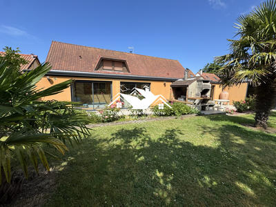 Maison - 228 m² - 7 pièces