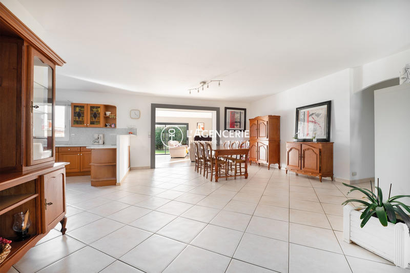 Villa - 140 m² - 5 pièces