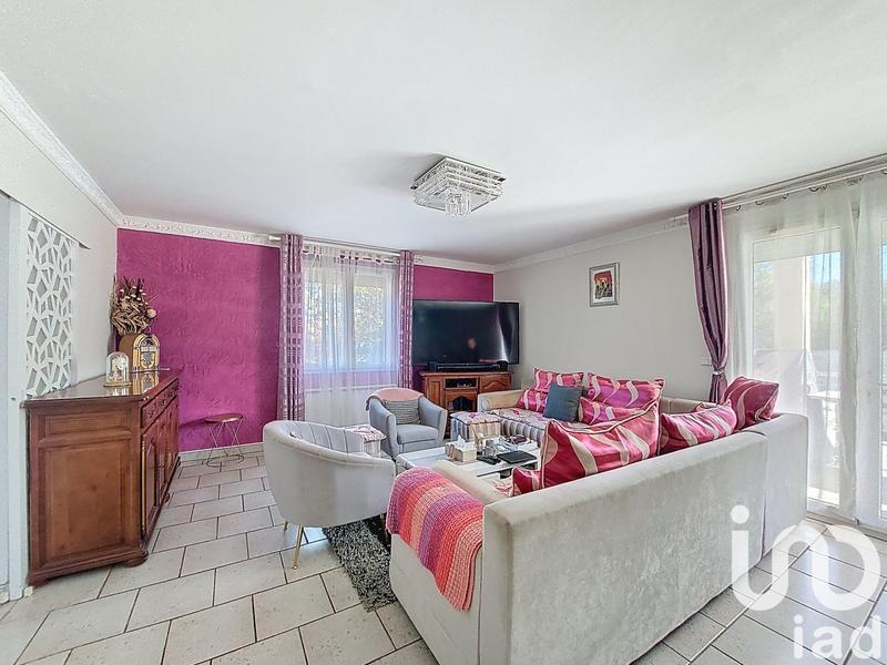 Maison - 176 m² - 8 pièces
