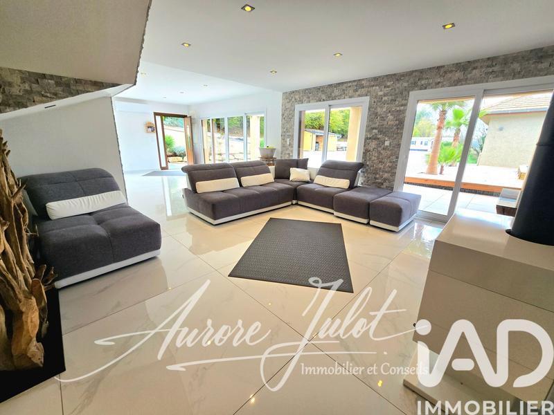 Maison - 183 m² - 5 pièces