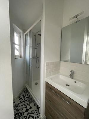 Appartement - 65 m² - 4 pièces