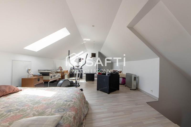 Maison - 180 m² - 7 pièces