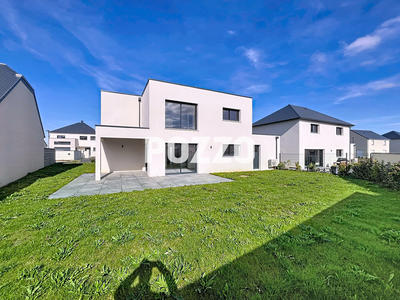 Maison - 149 m² - 7 pièces