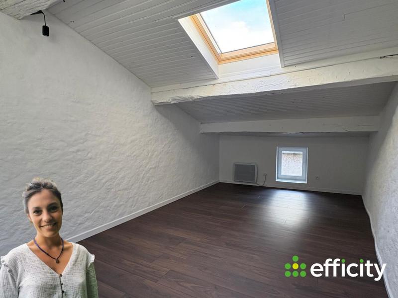 Maison - 93 m² - 5 pièces