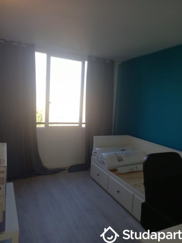 Chambre - 11 m² - 1 pièce