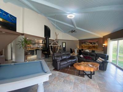 Maison - 165 m² - 5 pièces