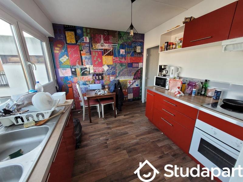 Chambre - 11 m² - 1 pièce