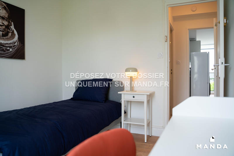 Chambre - 10 m² - 5 pièces