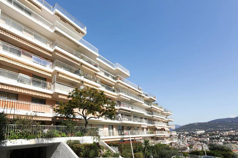 Appartement - 160 m² - 6 pièces