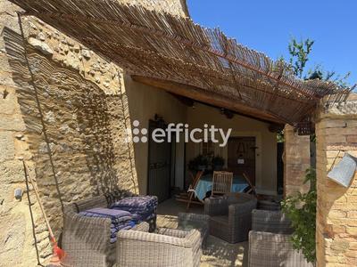 Mas - 300 m² - 10 pièces