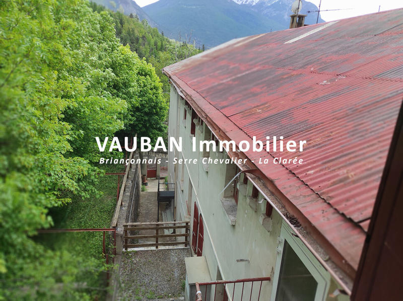 Immeuble - 1 300 m²