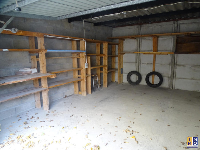 Parking / Garage - 30 m²