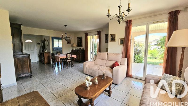 Maison - 90 m² - 3 pièces