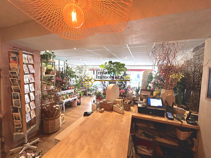 Magasins - 71 m² - 2 pièces