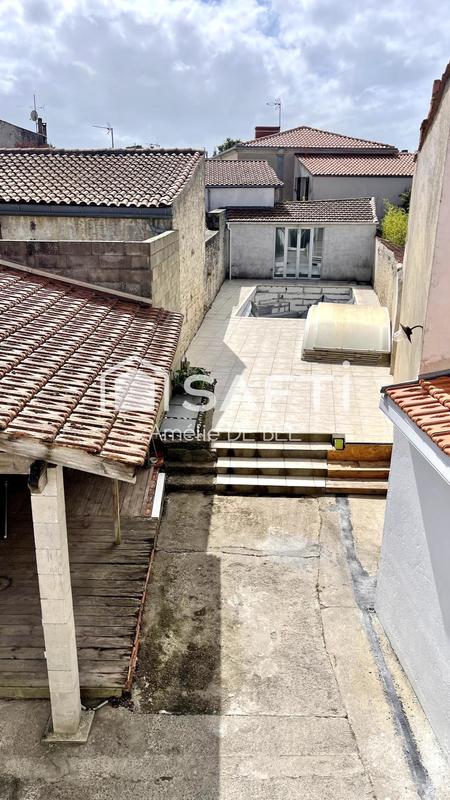 Maison - 170 m² - 6 pièces