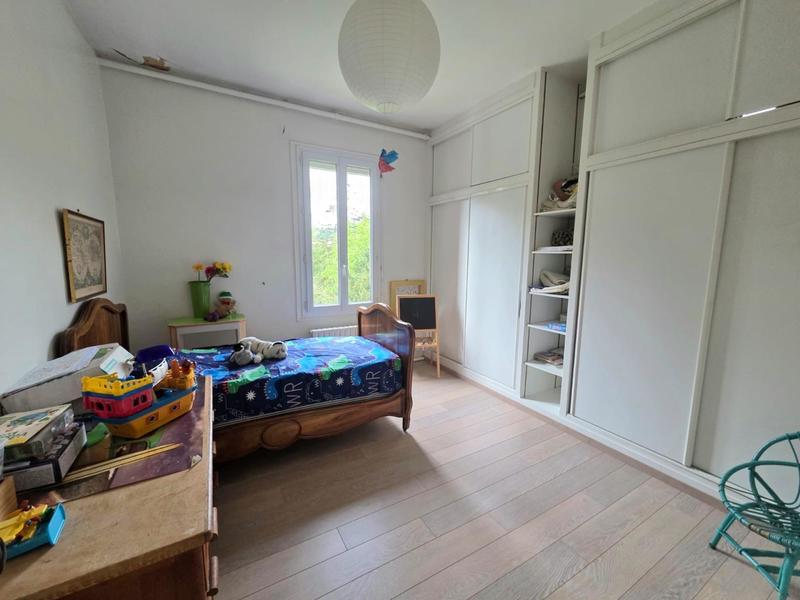 Maison de maîtres - 300 m² - 9 pièces