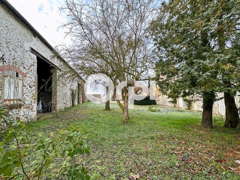 Maison - 209 m² - 9 pièces