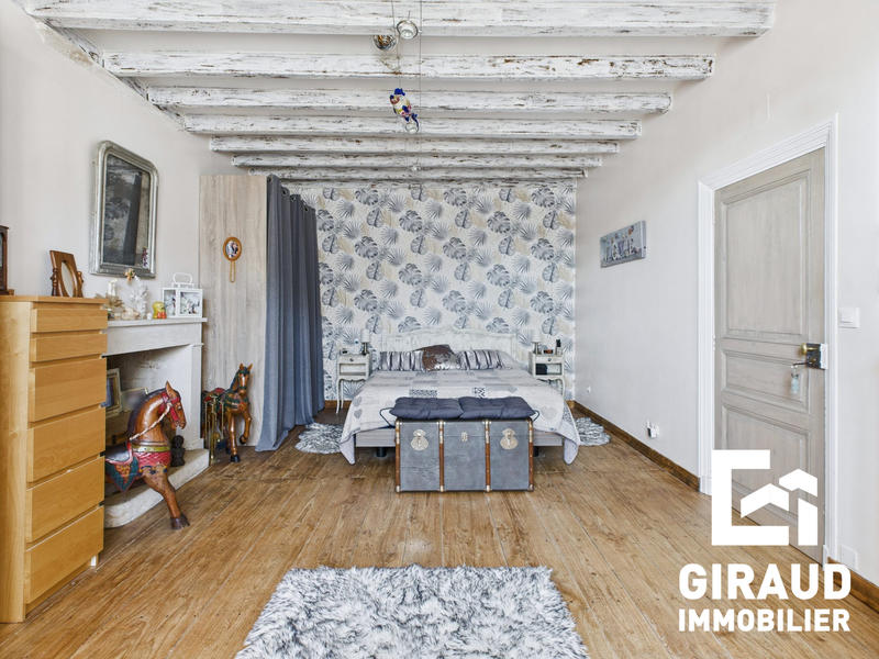 Maison ancienne - 177 m² - 6 pièces