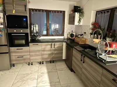 Maison - 86 m² - 4 pièces