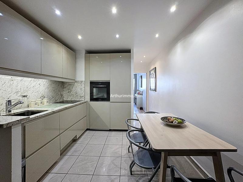 Appartement - 125 m² - 4 pièces