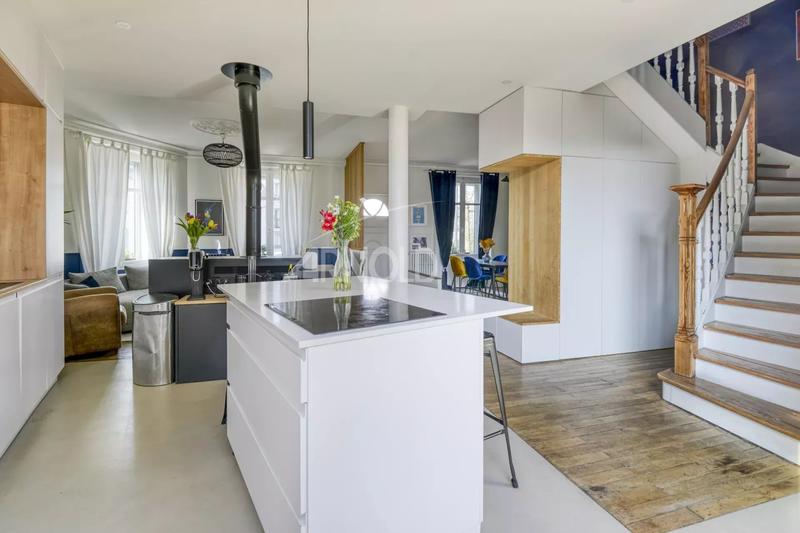 Maison - 148 m² - 7 pièces