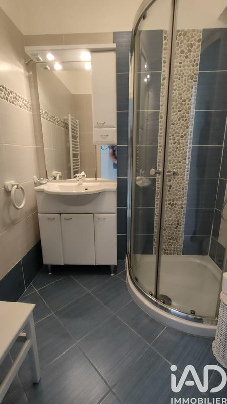 Maison - 217 m² - 9 pièces