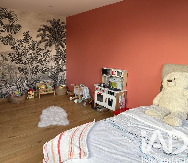 Maison - 195 m² - 9 pièces