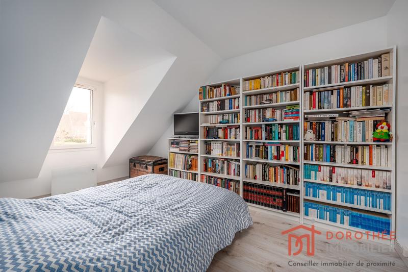 Maison - 95 m² - 5 pièces