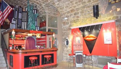 Local commercial - 393 m² - 12 pièces