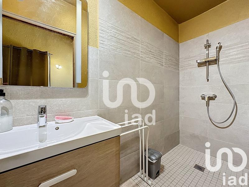 Maison - 445 m² - 19 pièces