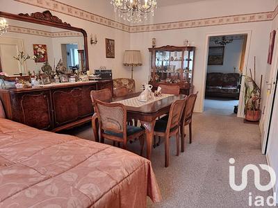 Maison - 170 m² - 8 pièces