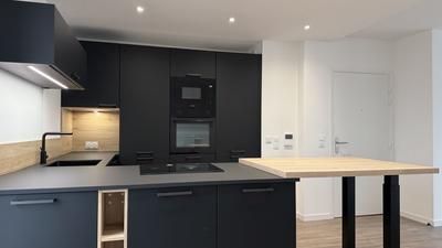 Appartement - 98 m² - 4 pièces