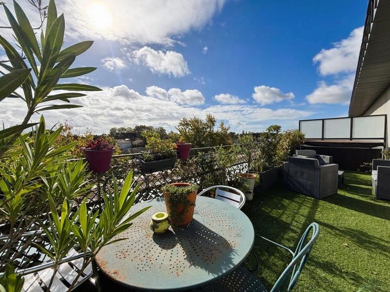 Penthouse - 90 m² - 4 pièces