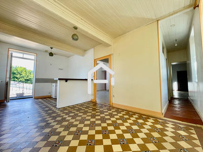 Maison - 130 m² - 7 pièces