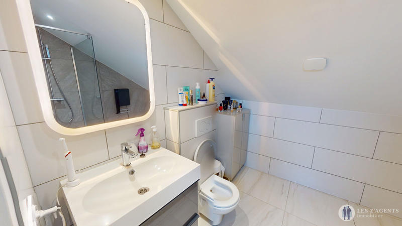 Maison - 138 m² - 5 pièces