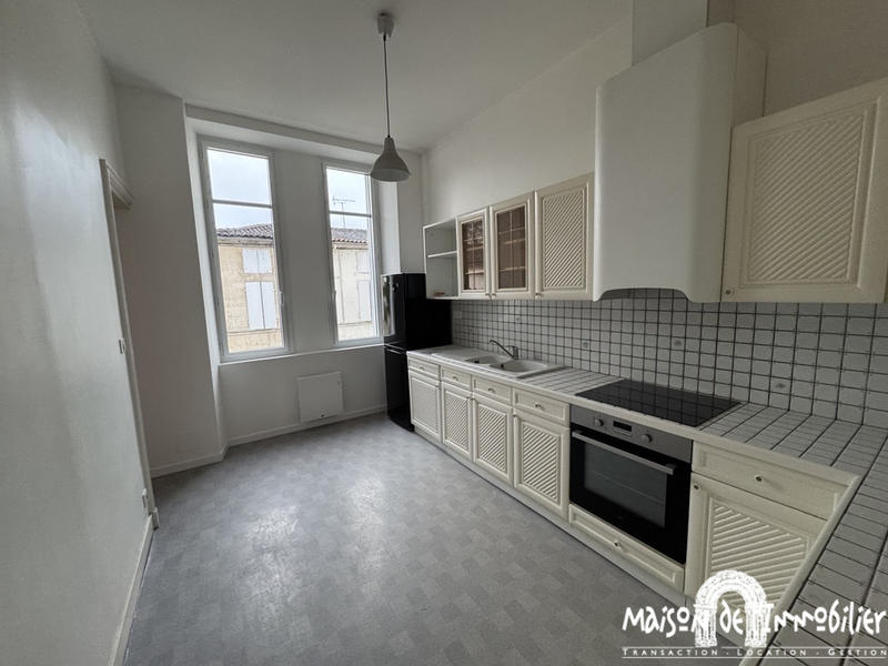 Appartement - 85 m² - 3 pièces