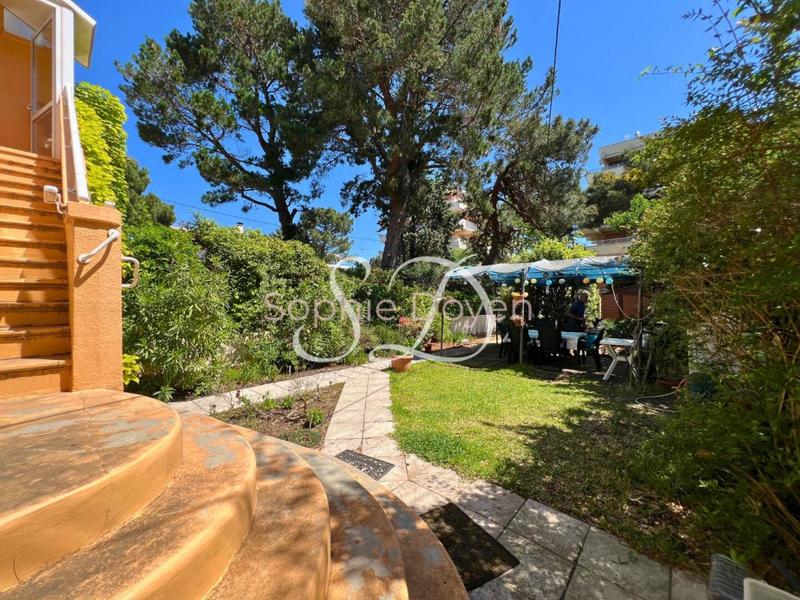 Maison - 122 m² - 7 pièces