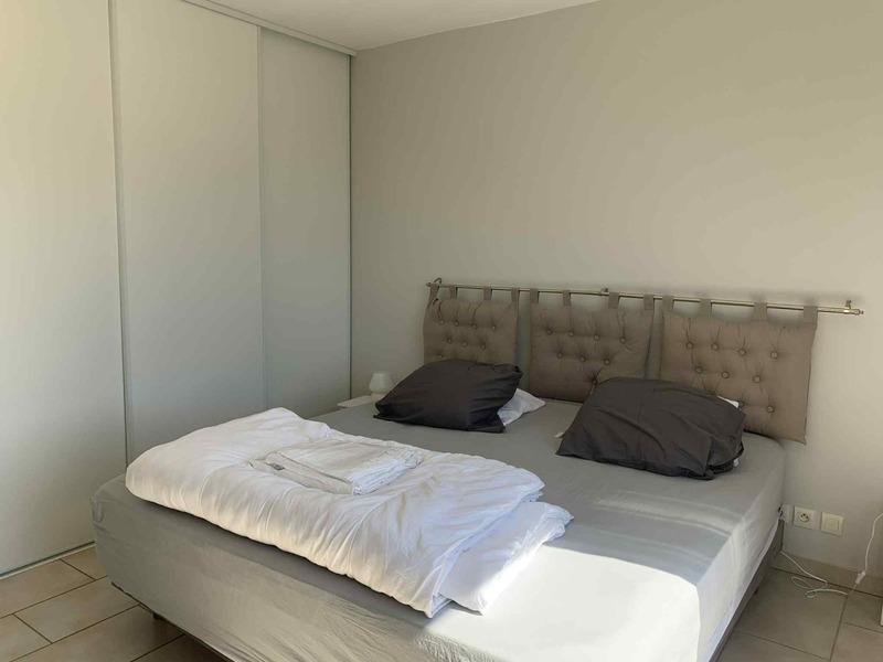 Propriété - 203 m² - 7 pièces