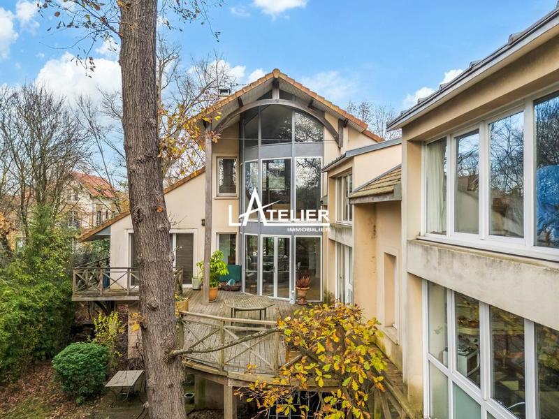 Maison - 399 m² - 15 pièces