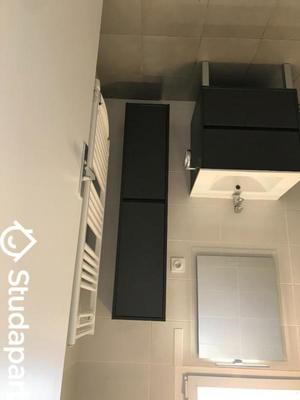 Chambre - 9 m² - 1 pièce