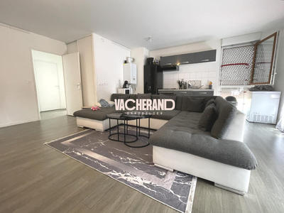 Appartement - 65 m² - 4 pièces